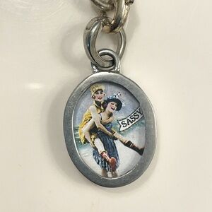 Vintage-Style Oval Charm Pendant & Necklace in Silver